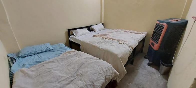 Shree Kashi Govardhan Dham Hotel Ujjain Ngoại thất bức ảnh